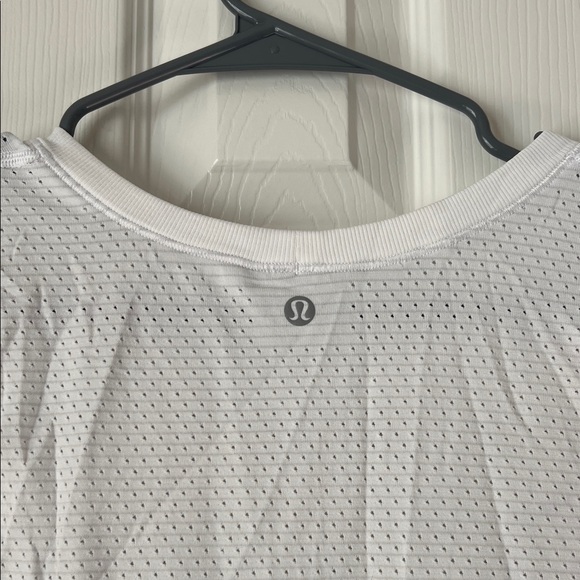 Lululemon White Sleeveless Mesh Top - Picture 3 of 3